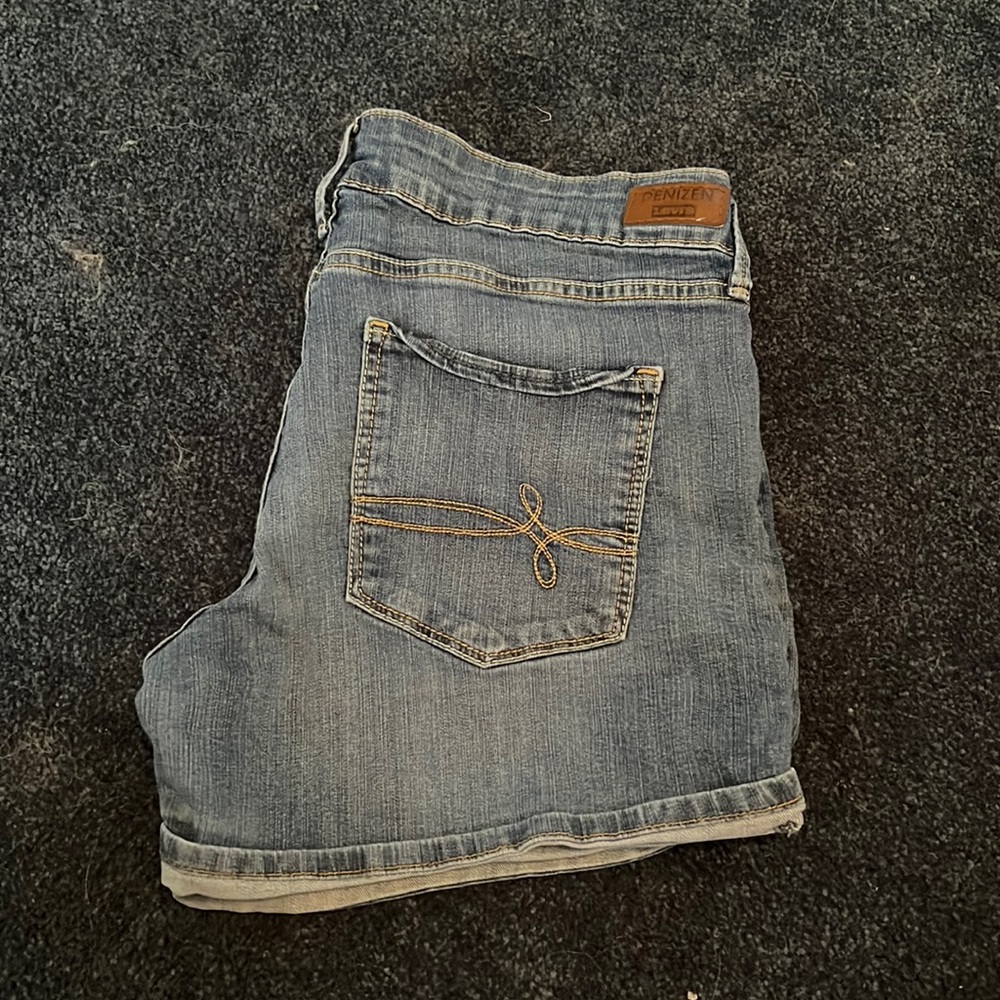 Denizen from Levi’s size:10
